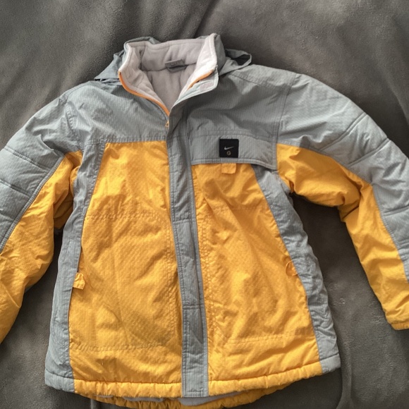 Nike Boy Winter Ski Jacket Size 14 16 Coat with Hidden HoodYellow Gray L